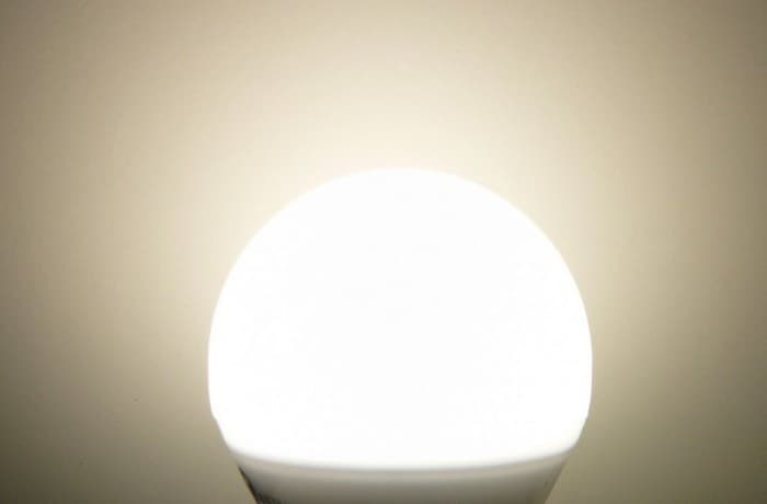 LED žárovka E14 LU5W 260° - náhled 3