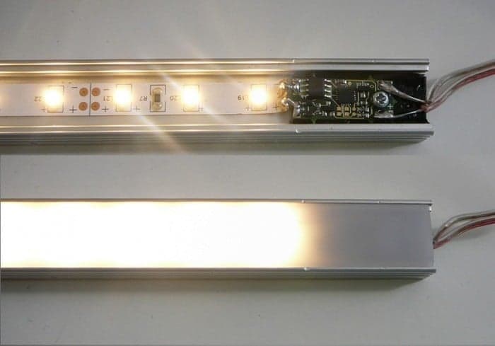 Dotykový mikro stmívač pro LED pásky do profilu - náhled 2