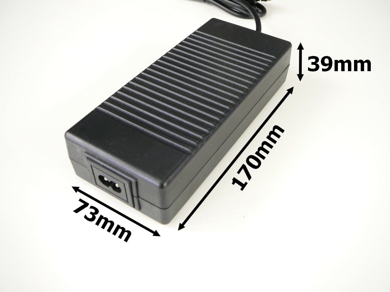 LED zdroj 12V 120W zásuvkový - náhled 3