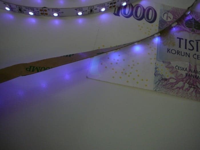UV LED pásek 4,8W original UV čip - náhled 2