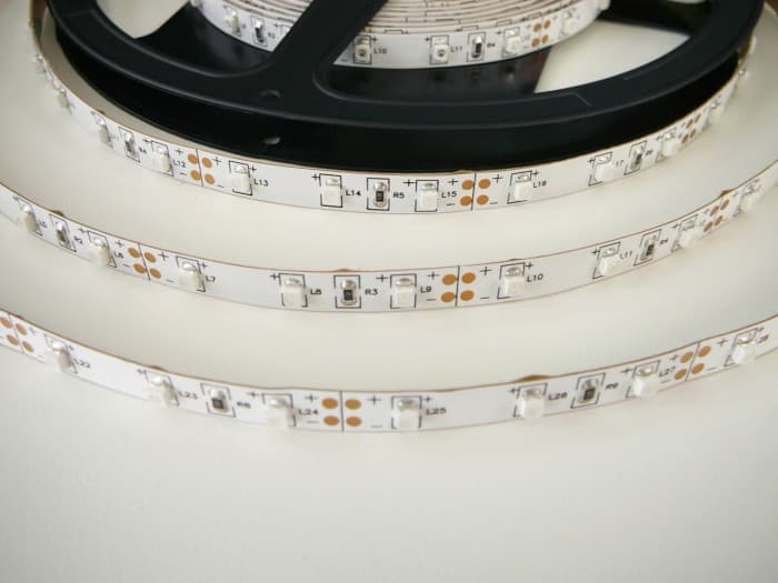 UV LED pásek 4,8W original UV čip - náhled 3