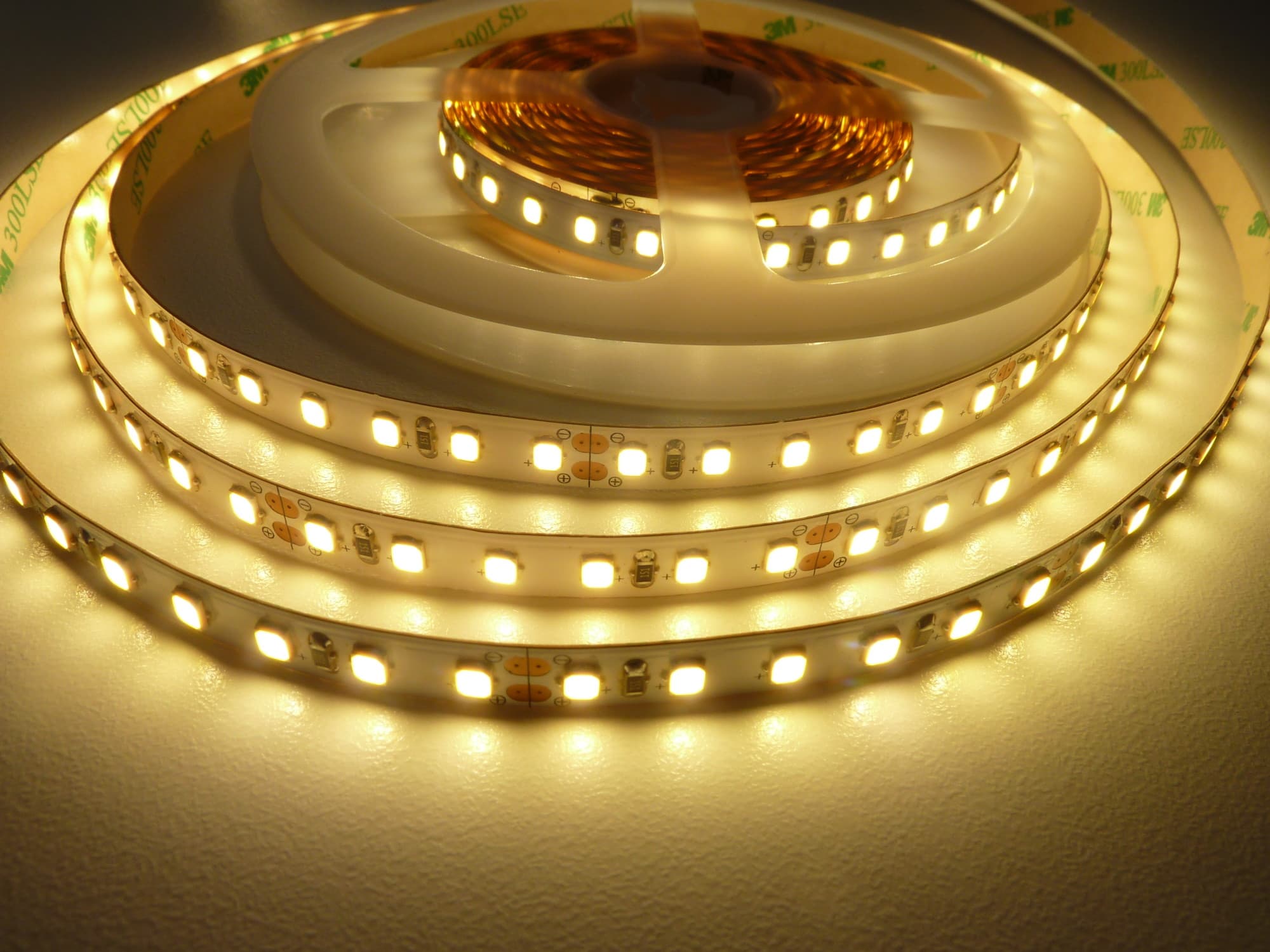 LED pásek 24HQ12096 vnitřní záruka 3 roky - Denní bílá - náhled 2