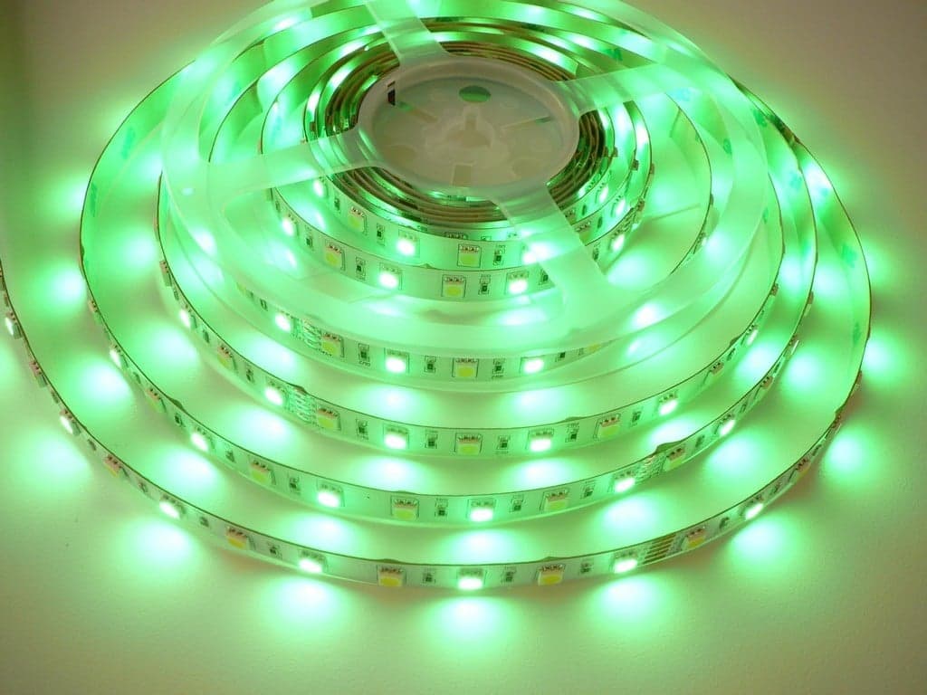 24V RGB+WW 14,4W vnitřní LED pásek záruka 3 roky - náhled 2