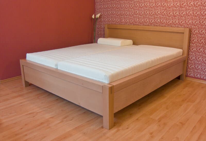 Postelia AMELIE Buk postel s úložným prostorem 140x200cm - náhled 2