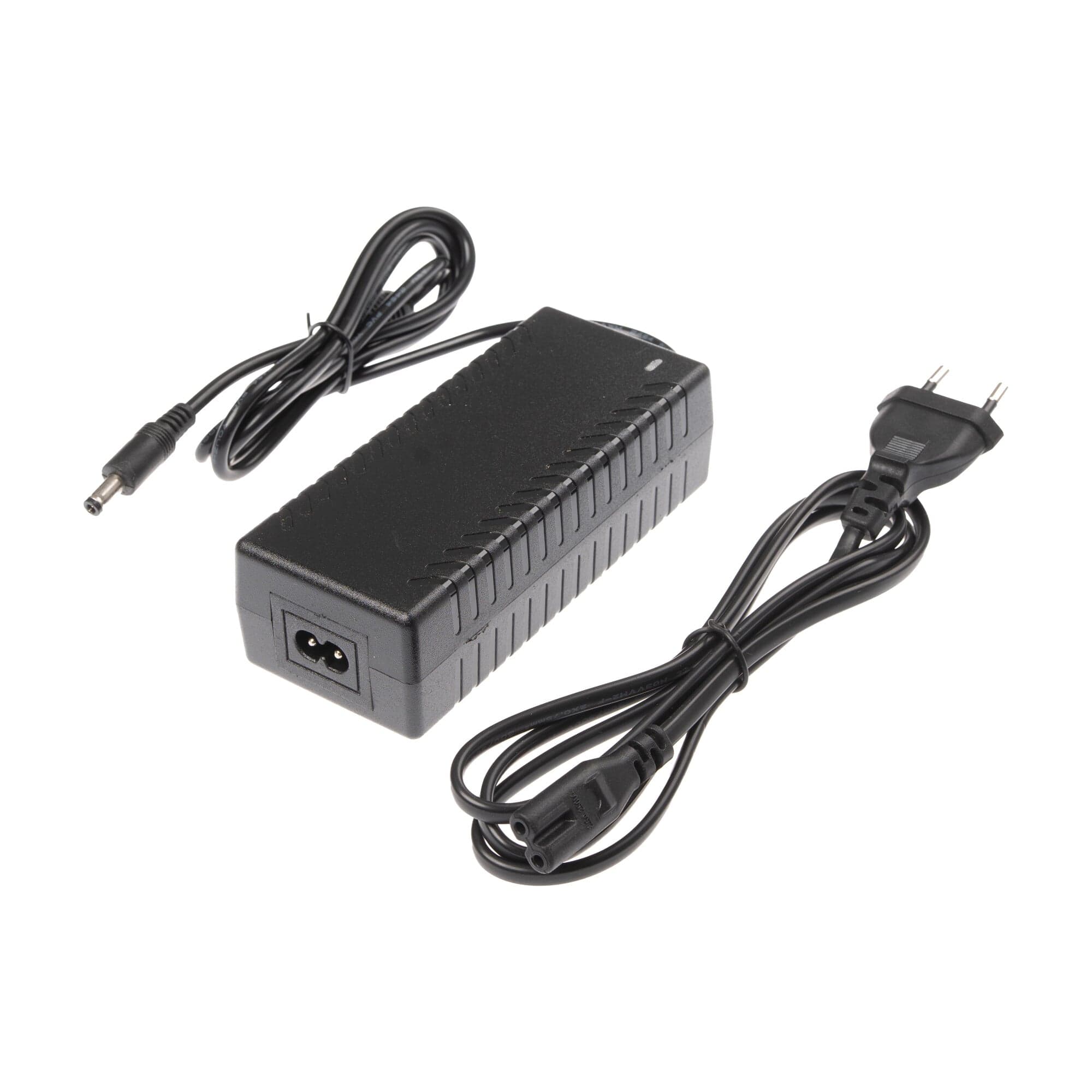 LED zdroj 24V 96W zásuvkový