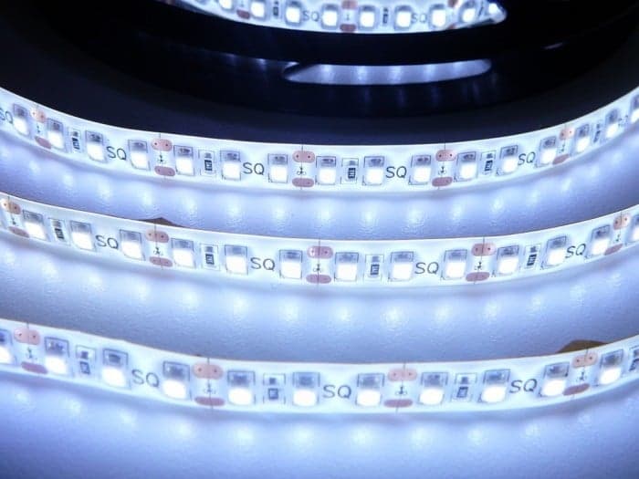LED pásek zalitý SQ3-W600 - Denní bílá - náhled 3